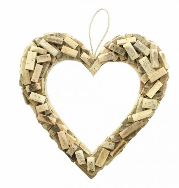 Herz aus Holz als Geschenkidee